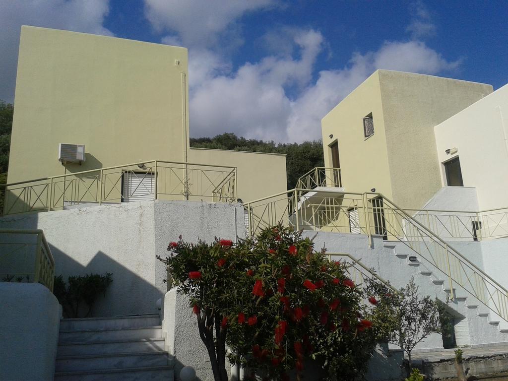 Polyrizos Hotel Rodakino Exterior foto