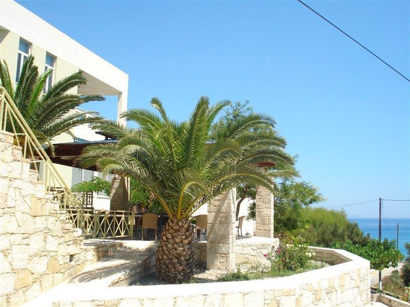 Polyrizos Hotel Rodakino Exterior foto